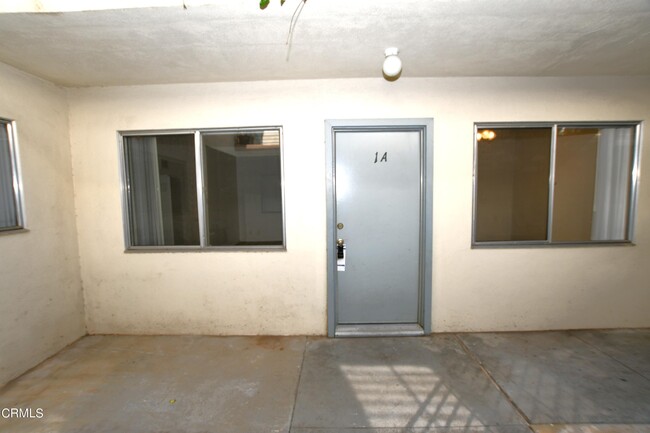 1750 Ventura Blvd-Unit -1A in Camarillo, CA - Foto de edificio - Building Photo