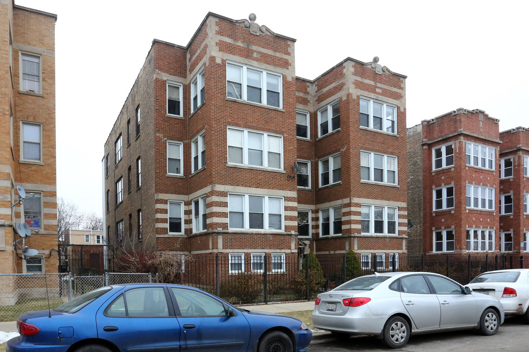 4637 N Lawndale Ave in Chicago, IL - Building Photo