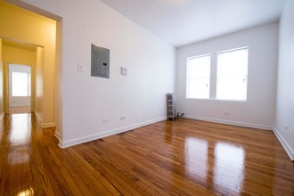 5956 W North Ave in Chicago, IL - Building Photo - Interior Photo