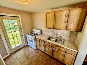 204 E 2nd in Ada, OK - Building Photo - Building Photo