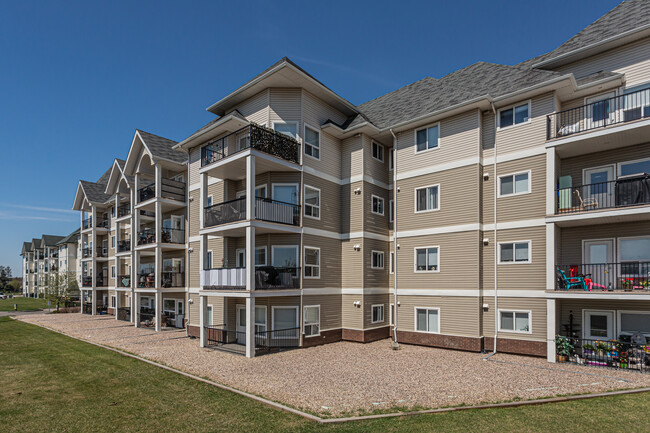 Providence Apartments in Edmonton, AB - Building Photo - Building Photo