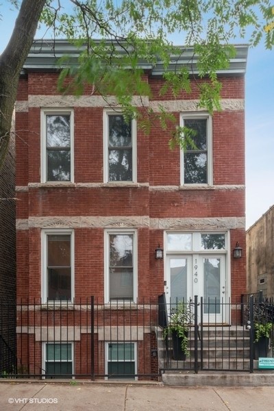 1940 N Hoyne Ave in Chicago, IL - Building Photo - Building Photo