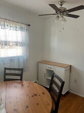 14714 Edgewater Dr in Woodbridge, VA - Foto de edificio - Building Photo