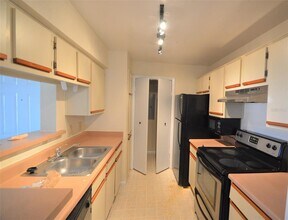 5533 Chrishire Way in Orlando, FL - Building Photo - Building Photo