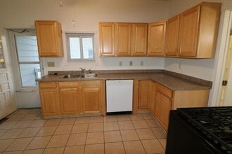 153 Brockway Ave in Oshkosh, WI - Building Photo - Building Photo