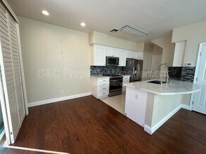 5023 Lakeshore Dr in Fairfield, CA - Building Photo - Building Photo