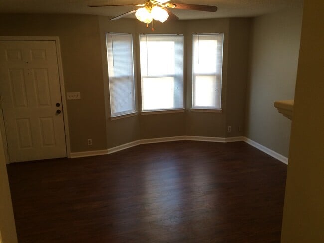 3320 Lakeside Pl in Nashville, TN - Building Photo - Building Photo