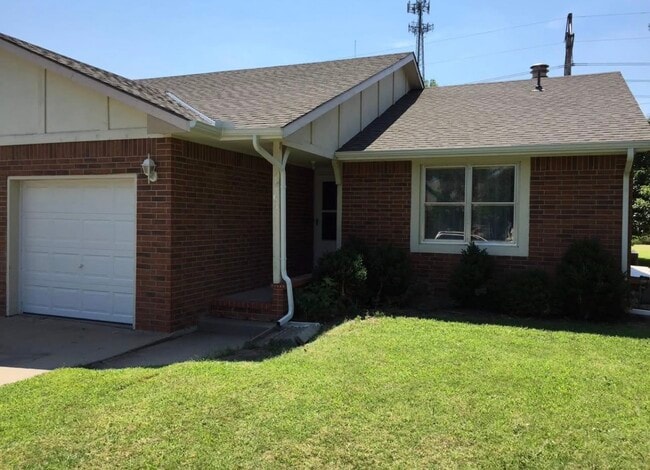 property at 7405 E 17th St N