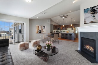 Southwind Prairie Apartments in Lake Geneva, WI - Building Photo - Building Photo