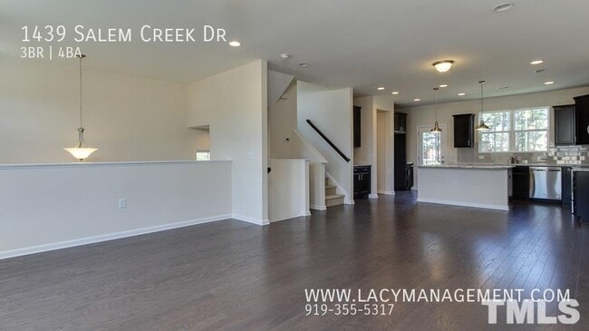 1439 Salem Creek Dr in Apex, NC - Building Photo - Building Photo