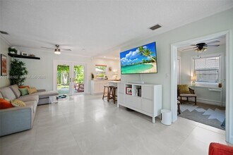350 NE 59th St in Fort Lauderdale, FL - Building Photo - Building Photo