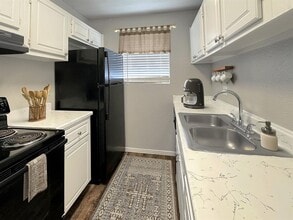6259 Westheimer Rd in Houston, TX - Building Photo - Building Photo