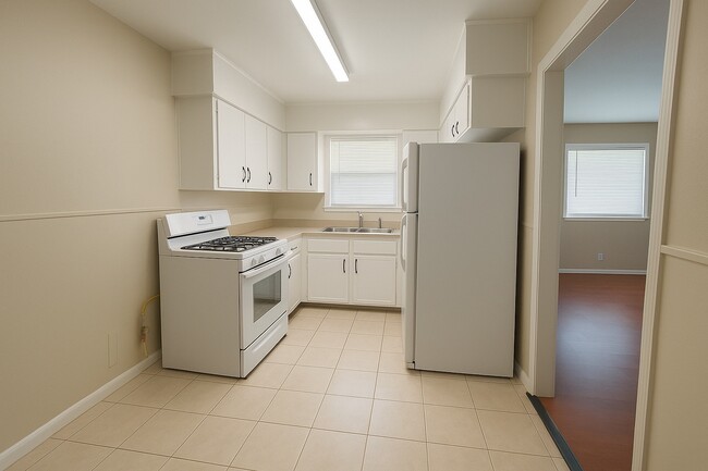 610 N Vionett Ln in Texas City, TX - Building Photo - Building Photo