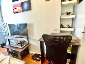 320 Jefferson St in Hoboken, NJ - Building Photo - Building Photo