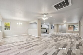 1710 Duncan Way in Carrollton, TX - Building Photo - Building Photo