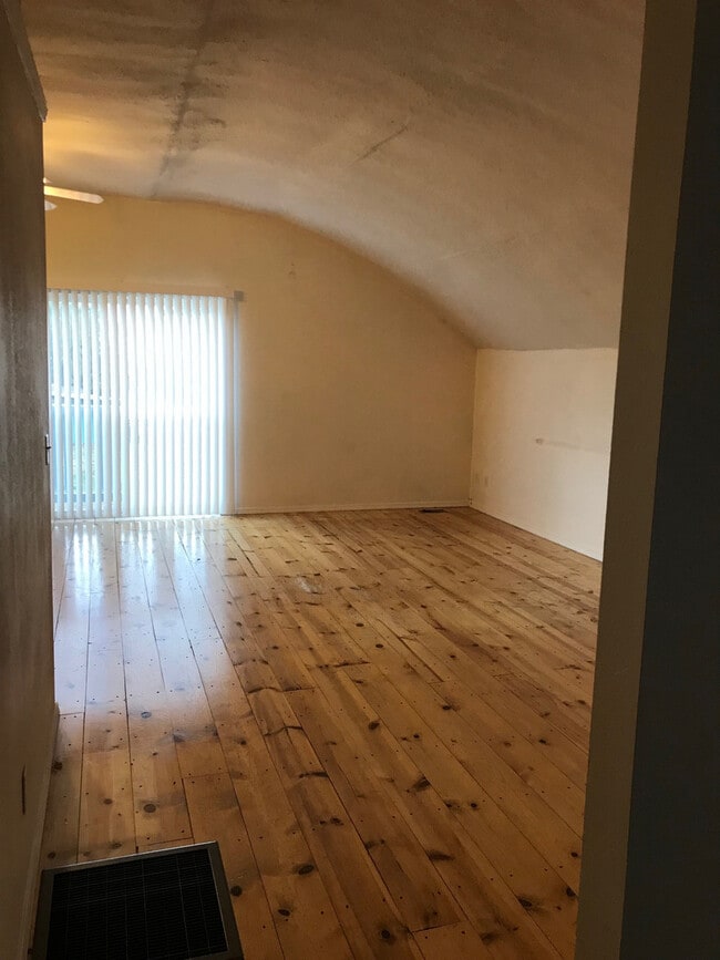 576 3 Skalkaho Hwy in Hamilton, MT - Building Photo - Building Photo