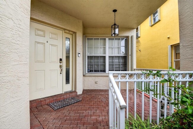 5029 Starblaze Dr in Greenacres, FL - Foto de edificio - Building Photo