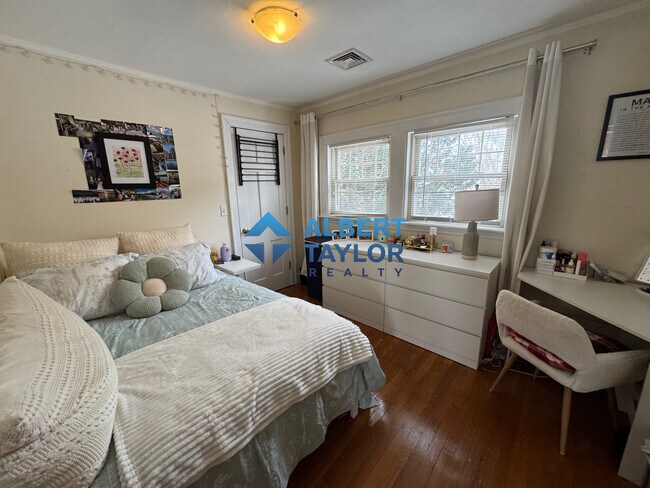 44 Greycliff Rd, Unit 1