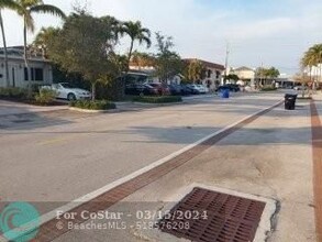 4641 Bougainvilla Dr in Fort Lauderdale, FL - Foto de edificio - Building Photo