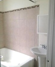 3438 W 78th St in Los Angeles, CA - Building Photo - Building Photo