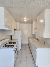 519 N Hayworth Ave in Los Angeles, CA - Foto de edificio - Building Photo