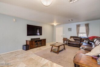 8961 E Yucca St in Scottsdale, AZ - Building Photo - Building Photo