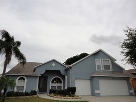 9810 Ocasta St in Riverview, FL - Building Photo