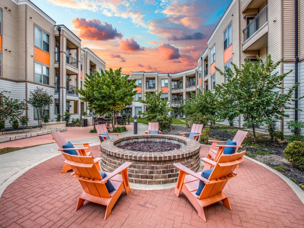 The Watson Apartments in Grand Prairie, TX