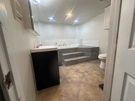 3100 SE 122nd Ave in Portland, OR - Building Photo