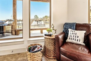 131 Deer Island Rd in Mabank, TX - Building Photo