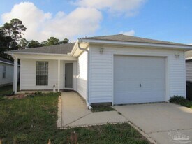 2018 Marquesas Ln in Pensacola, FL - Building Photo
