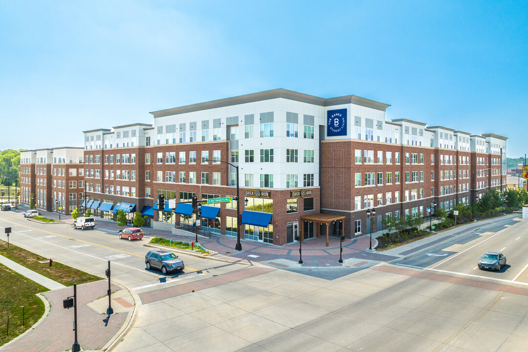 The Banks Student Living in Coralville, IA - Foto de edificio