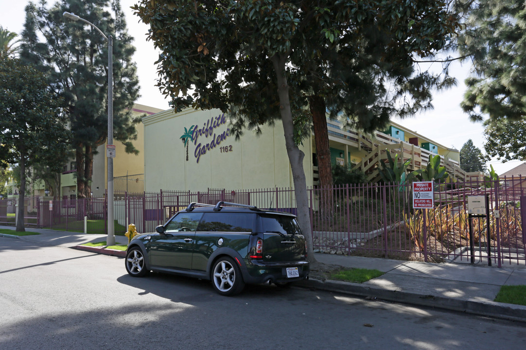 Griffith Gardens in Los Angeles, CA - Building Photo