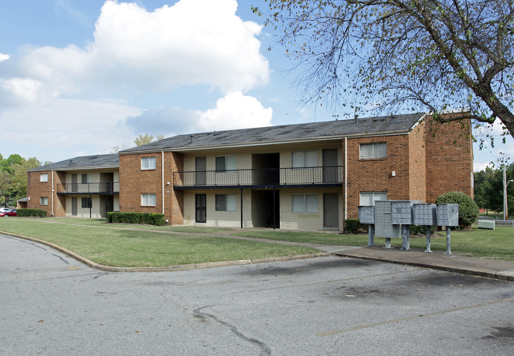 Keystone Landing in Memphis, TN - Building Photo