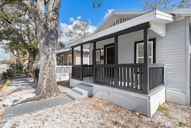 1228 Upton Ct S in St. Petersburg, FL - Building Photo - Building Photo