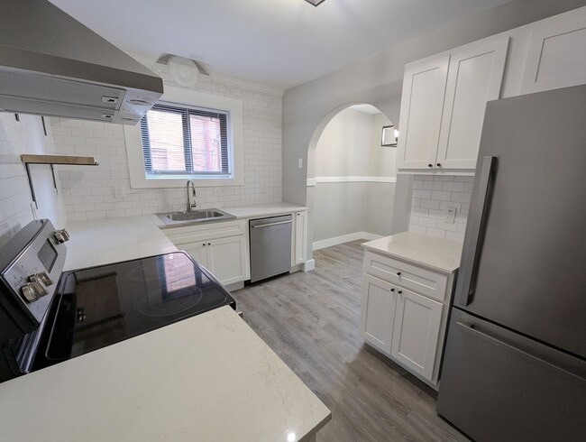 property at 7145 Tulane Ave