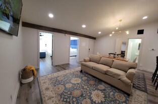 1 Marietta Rd, Unit C in Atlanta, GA - Building Photo