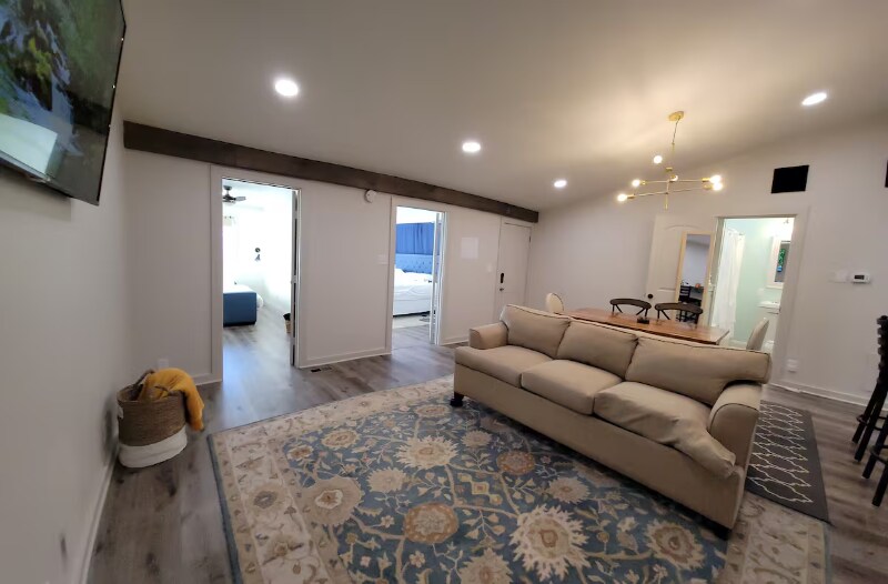 1 Marietta Rd, Unit C in Atlanta, GA - Foto de edificio