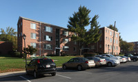 Graduate Hills & Gardens in Hyattsville, MD - Foto de edificio - Building Photo