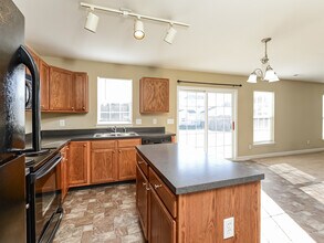 3579 Thornaby Cir in Winston-Salem, NC - Foto de edificio - Building Photo