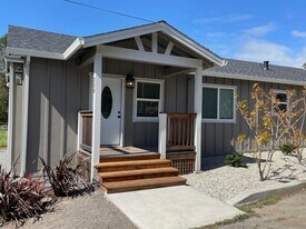 350 Palm Ave in Penngrove, CA - Building Photo