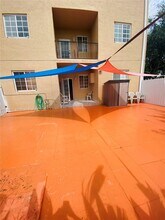 17415 NW 75th Pl in Hialeah, FL - Building Photo - Building Photo
