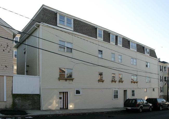 249 Division St in Fall River, MA - Building Photo - Building Photo