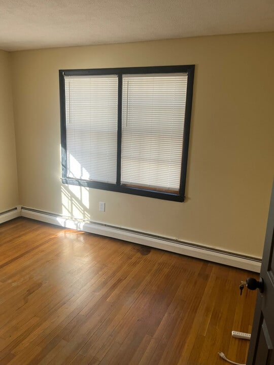 20 Bryant Rd in Nashua, NH - Building Photo