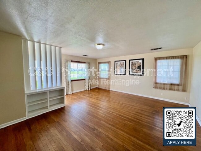 property at 1720 Cherry Ave