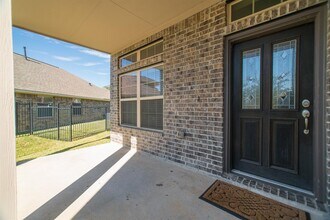 8 Florentino Vine Pl in Magnolia, TX - Building Photo - Building Photo