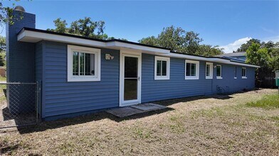 5517 Maxine Dr in Jacksonville, FL - Building Photo - Building Photo