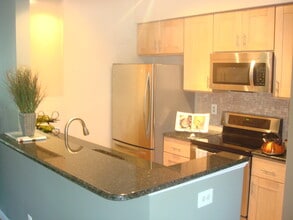 5917 Barbados Pl, Unit 103 in Rockville, MD - Building Photo - Building Photo