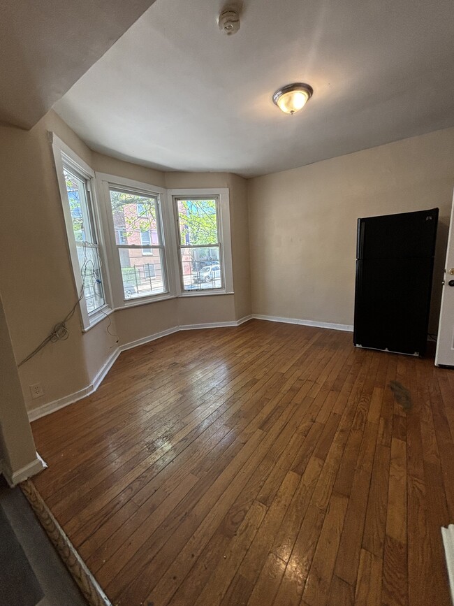 338 Madison Ave, Unit 1 in Newark, NJ - Building Photo - Building Photo