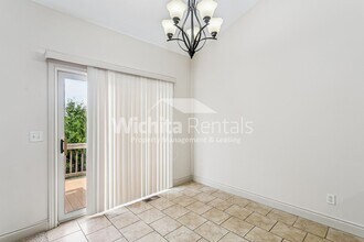 1701-1703 N Chapel Hill St in Wichita, KS - Building Photo - Building Photo